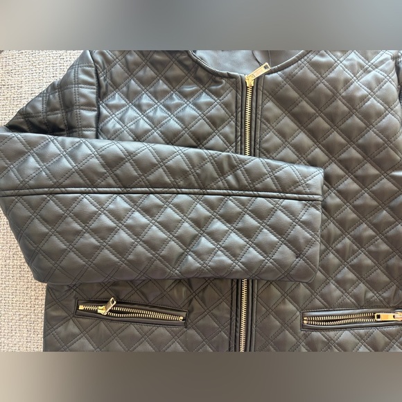 Zara Cropped Faux Leather Quilted Jacket - Size M Brand new no tag - Picture 8 of 16